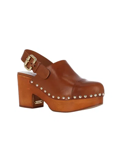 Chloé Wedges Jeannette In Brown