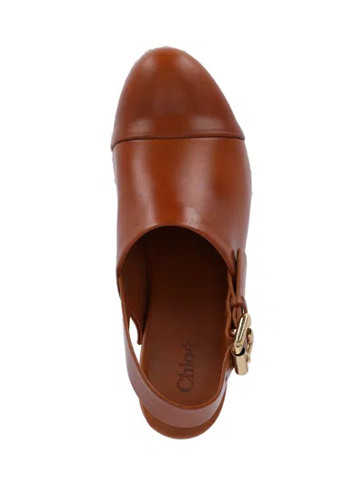 Chloé Wedges Jeannette In Brown