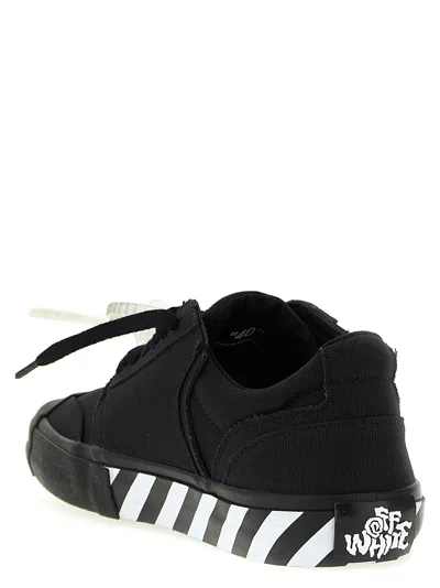 Off-white Round-toe Low-top Casual Shoes In Black