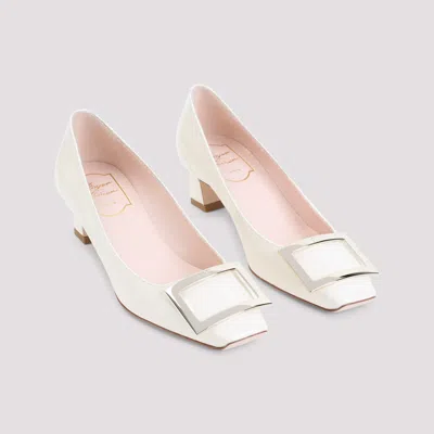Roger Vivier Trompette 45 Pumps In Gold