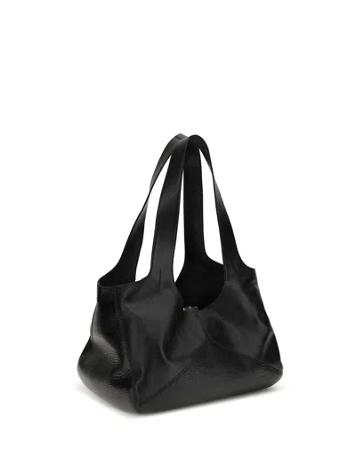 Chloé Women East-west Balloon Shoulder Bag In Black