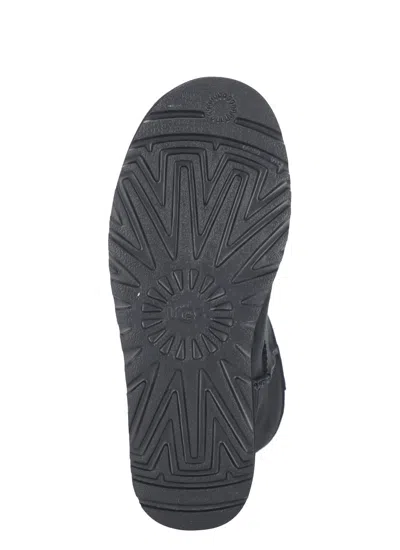 Ugg Classic Short Ii Boots In Black