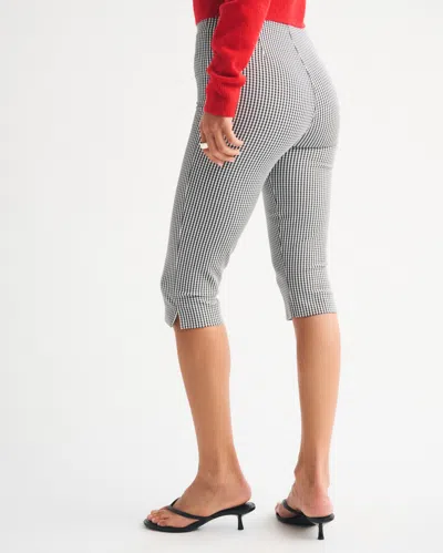 Abercrombie & Fitch High Rise Capri Pant In Black