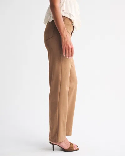 Abercrombie & Fitch Curve Love High Rise 90s Relaxed Vegan Suede Pant In Brown