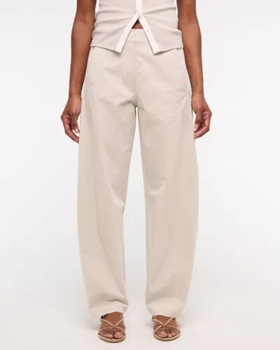 Abercrombie & Fitch Mid Rise Barrel Pant In White