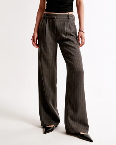 Abercrombie & Fitch A&f Sloane Low Rise Tailored Wide Leg Pant In Brown
