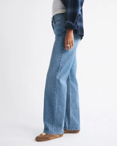 Abercrombie & Fitch Curve Love High Rise 90s Relaxed Dallas Cowboys Embroidered Jean