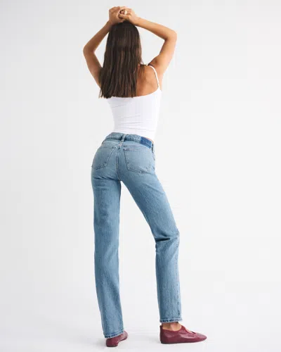 Abercrombie & Fitch Mid Rise 90s Straight Heart Embroidered Jean