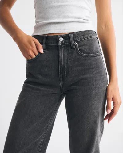 Abercrombie & Fitch High Rise 90s Relaxed Cuffed Hem Jean