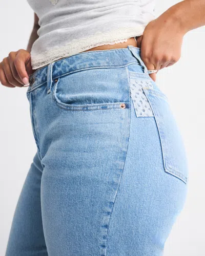 Abercrombie & Fitch Curve Love Mid Rise 90s Straight Patchwork Pocket Jean
