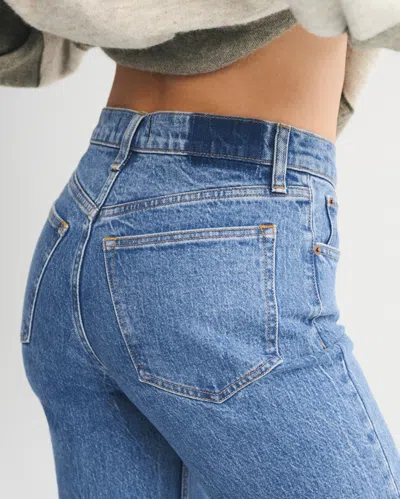 Abercrombie & Fitch High Rise 90s Relaxed Jean In Blue