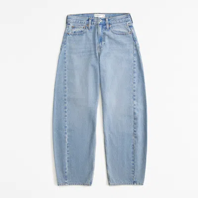 Abercrombie & Fitch Curve Love Mid Rise Barrel Jean In White