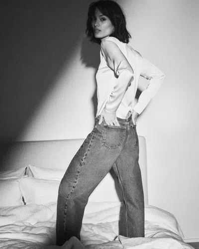 Abercrombie & Fitch Mid Rise Barrel Jean In Blue