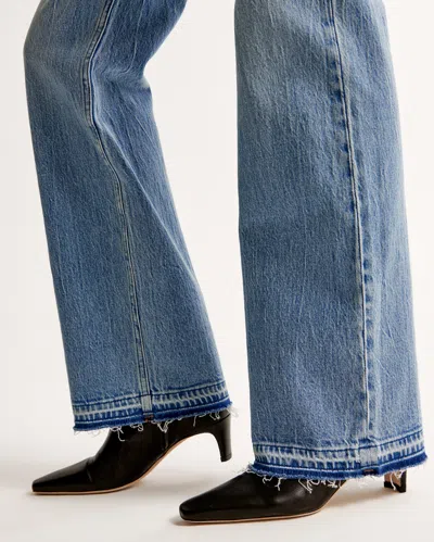 Abercrombie & Fitch High Rise 90s Relaxed Jean In Blue
