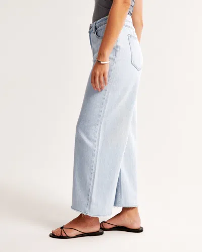 Abercrombie & Fitch Curve Love High Rise Cropped Wide Leg Jean