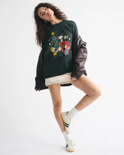 Abercrombie & Fitch Peanuts Sunday Crew In Green