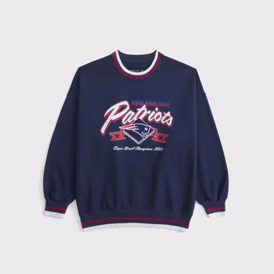 Abercrombie & Fitch New England Patriots  Sunday Crew