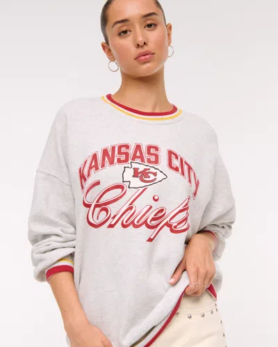 Abercrombie & Fitch Kansas City Chiefs  Sunday Crew In White