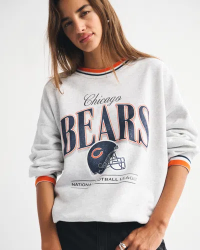 Abercrombie & Fitch Chicago Bears  Sunday Crew