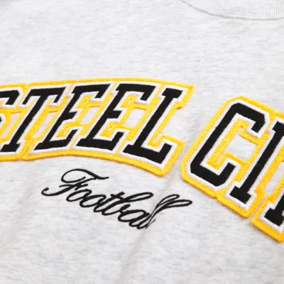 Abercrombie & Fitch Pittsburgh Steelers Graphic Oversized Sunday Crew In White