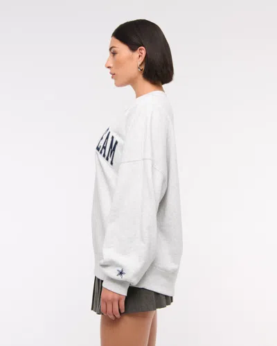Abercrombie & Fitch Dallas Cowboys Graphic Oversized Sunday Crew In White