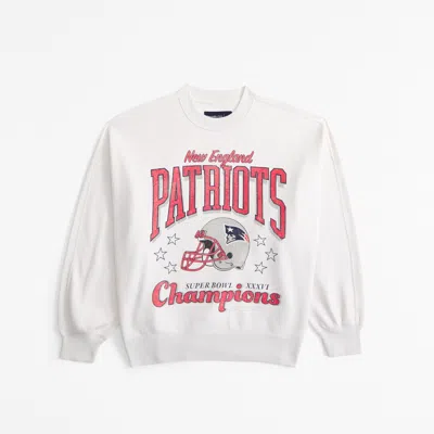 Abercrombie & Fitch New England Patriots Graphic Oversized Sunday Crew