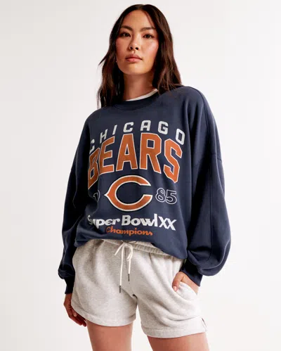 Abercrombie & Fitch Chicago Bears Graphic Oversized Sunday Crew