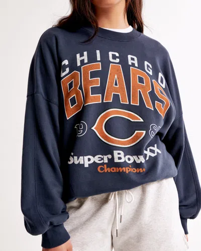 Abercrombie & Fitch Chicago Bears Graphic Oversized Sunday Crew