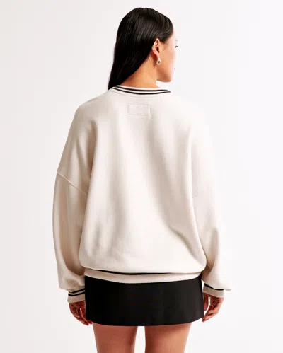 Abercrombie & Fitch San Francisco 49ers Graphic Oversized Sunday Crew