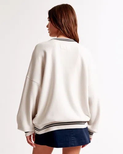 Abercrombie & Fitch Dallas Cowboys Graphic Oversized Sunday Crew