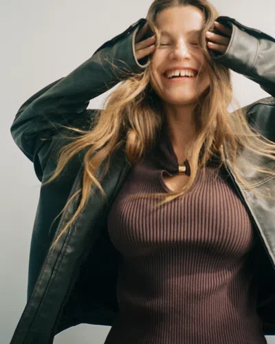 Abercrombie & Fitch Hardware Keyhole Long-sleeve Sweater Top In Neutral