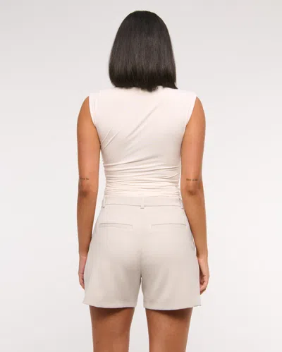 Abercrombie & Fitch A&f Sloane Low Rise Tailored Short In Brown