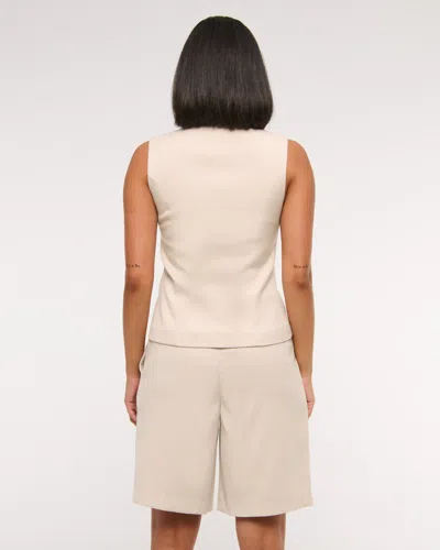 Abercrombie & Fitch Mid Rise Bermuda Short In Gray