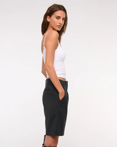 Abercrombie & Fitch Mid Rise Bermuda Short In Black