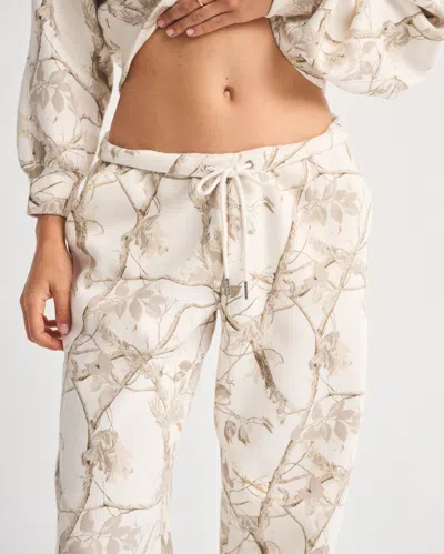 Abercrombie & Fitch High Rise Sunday Baggy Sweatpant In White