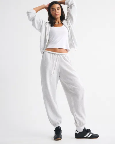 Abercrombie & Fitch High Rise Sunday Baggy Sweatpant In White