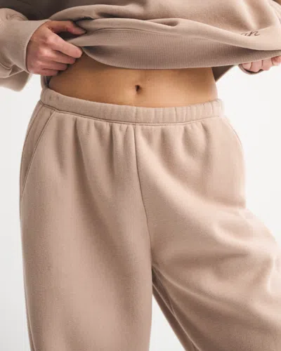Abercrombie & Fitch High Rise Sunday Baggy Sweatpant In Brown