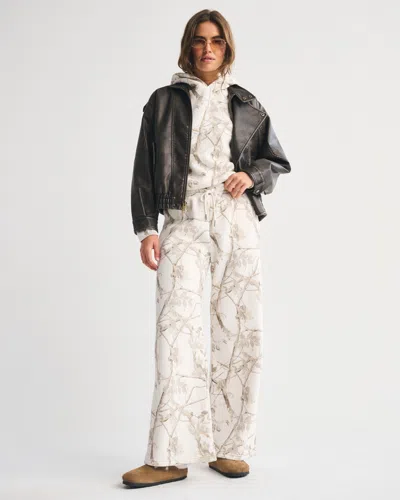 Abercrombie & Fitch High Rise Sunday Wide Leg Sweatpant