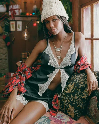 Abercrombie & Fitch Lace And Satin Sleep Cami In Black