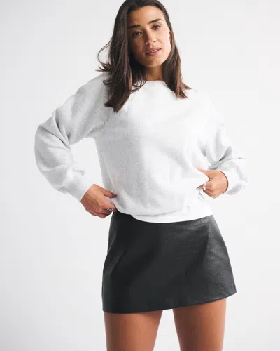 Abercrombie & Fitch The A&f Scarlett Curve Love Vegan Leather Mini Skort In White