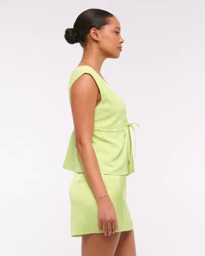 Abercrombie & Fitch The A&f Scarlett Mid Rise Satin Mini Skort In Green