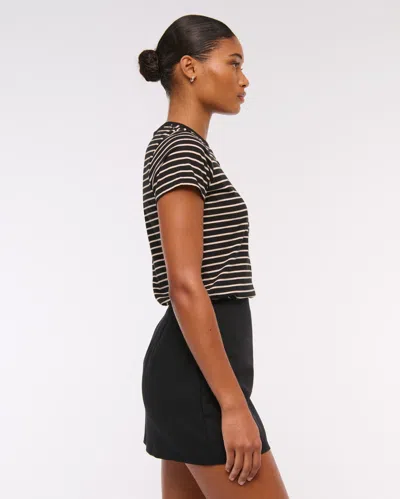 Abercrombie & Fitch The A&f Scarlett Curve Love Mini Skort In Black