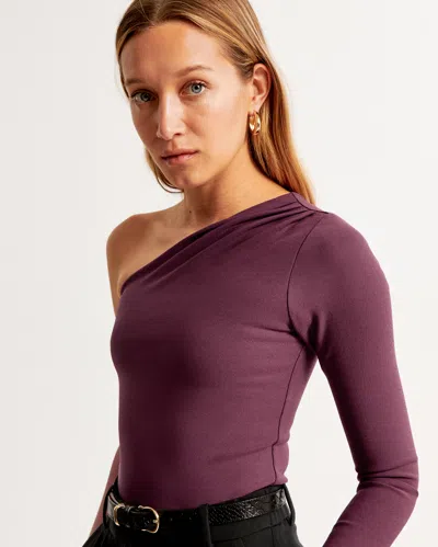Abercrombie & Fitch Long-sleeve Crepe Asymmetrical One-shoulder Bodysuit In Burgundy