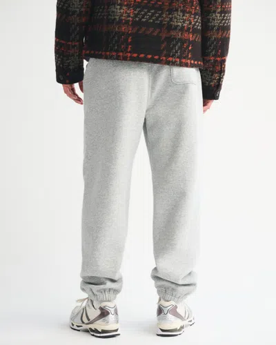 Abercrombie & Fitch Essential Baggy Cinched Sweatpant In Green