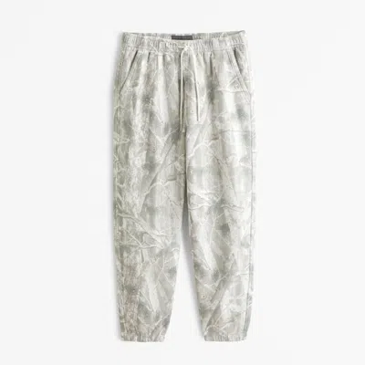 Abercrombie & Fitch Essential Cinched Sweatpant In White