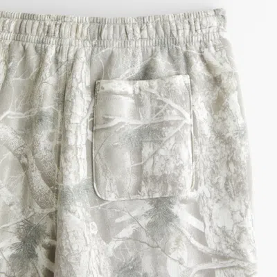 Abercrombie & Fitch Essential Cinched Sweatpant In White