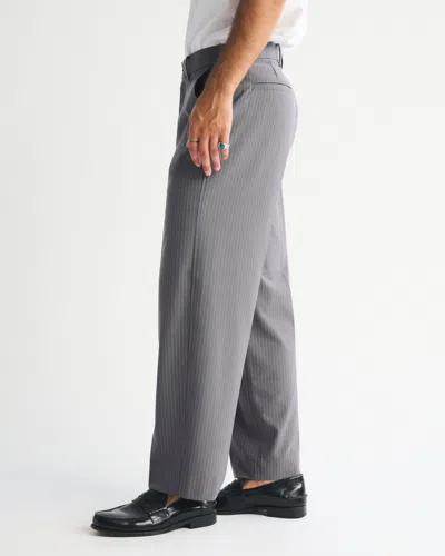 Abercrombie & Fitch Menswear Baggy Trouser In Gray