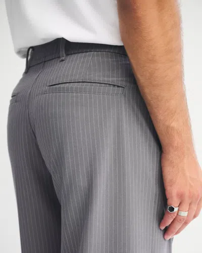 Abercrombie & Fitch Menswear Baggy Trouser In Gray