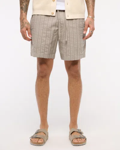 Abercrombie & Fitch Textured Pull-on Short In Gray