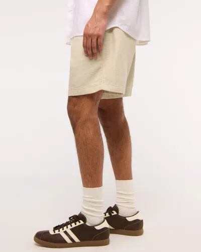 Abercrombie & Fitch Cotton Texture Pull-on Short In White